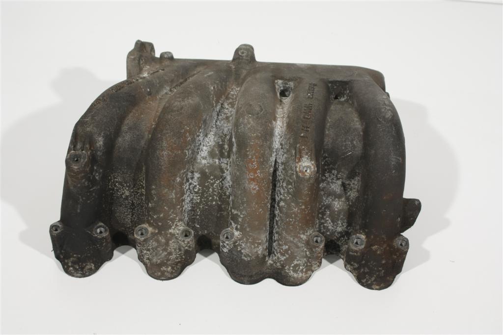 Audi/VW 80/90 Typ 81/85/Passat 2.0l JS Ansaugbrücke/Saugrohr 035133201AP 