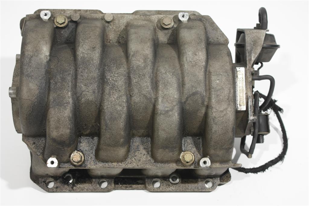 Audi A8 D2 3.7-4.2l AEW/ABZ/AGH/AEM Ansaugbrücke/Saugrohr 077133205 