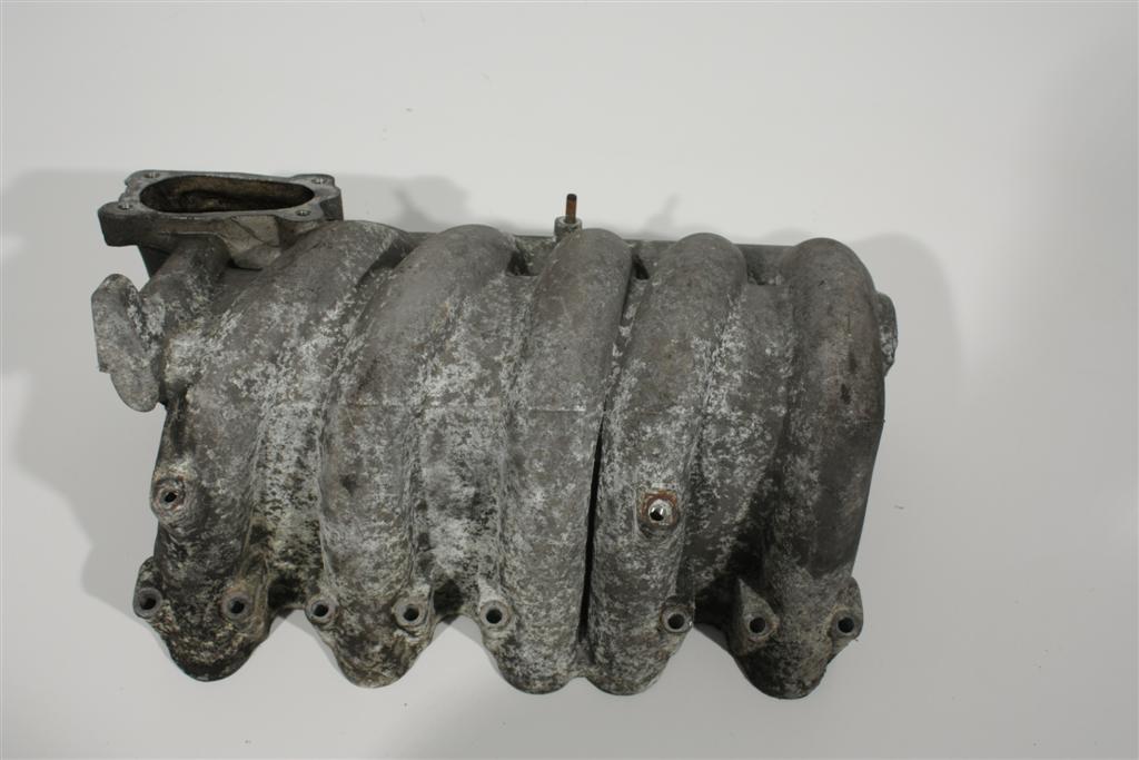 Audi 100 Typ 44 2.2/2.3l KZ/KU/NF Ansaugbrücke/Saugrohr 035133201AM 
