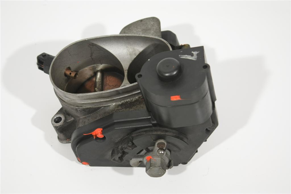 Audi A8 D2 4.2l ABZ Drosselklappe Automatik 077133063AF 077133063AF 