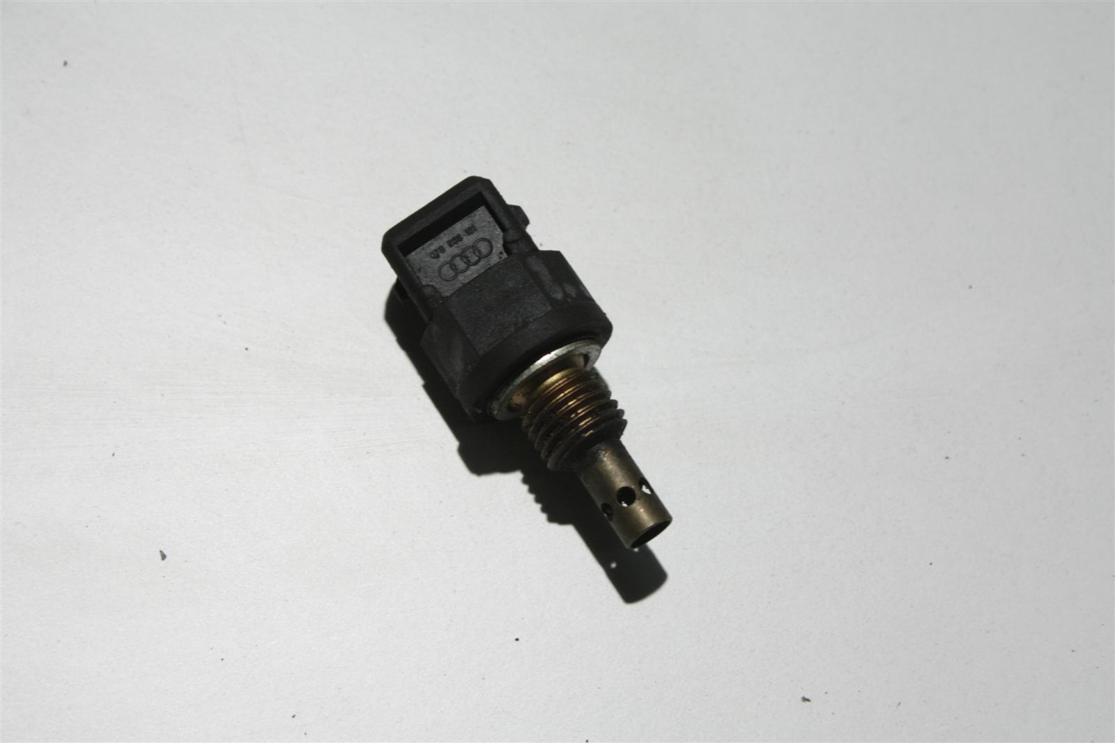 Audi 80/100/A4/A6/A8 Temperaturfühler 078906161 