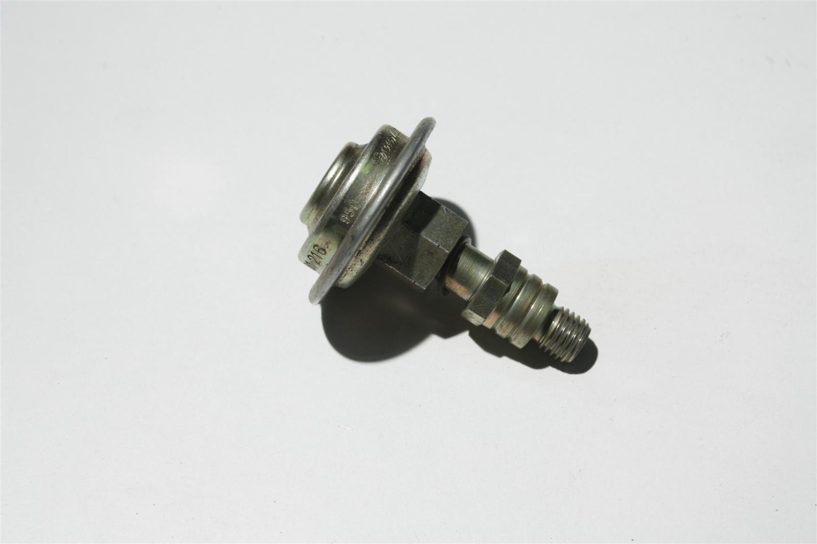 Audi 200 20V/V8/Coupe Typ 89 Druckdämpfer Benzinpumpe 441906095 