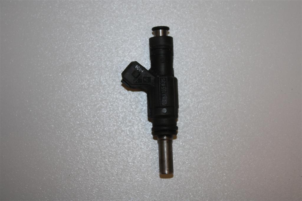 Audi A4 B5/A6 4B 1.8T 150PS ANB/APU Einspritzventil 06B133551B 