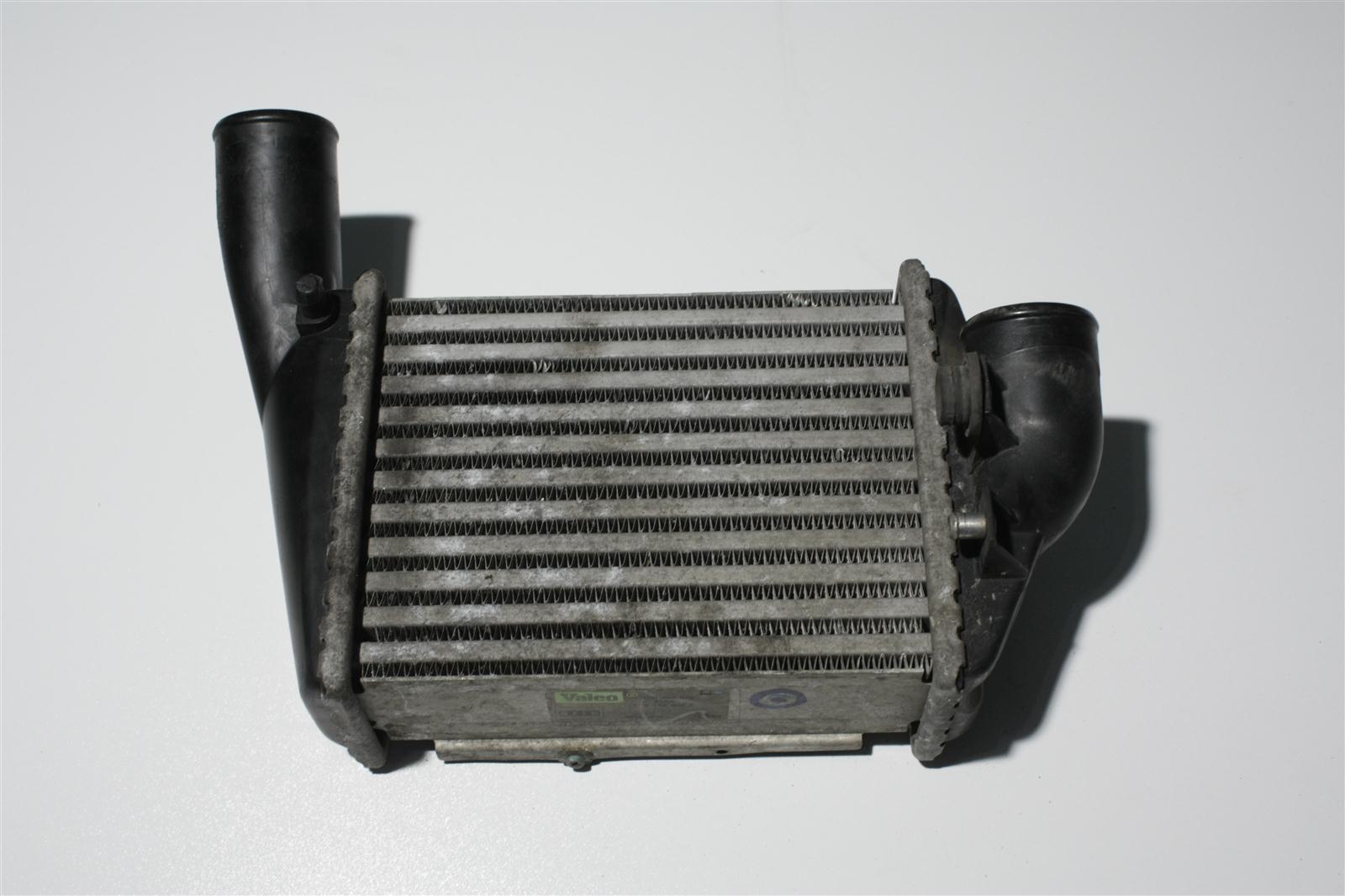 Audi S4/B5/A6 4B 2.7l Biturbo Ladeluftkühler Rechts 078145806L 078145806F 