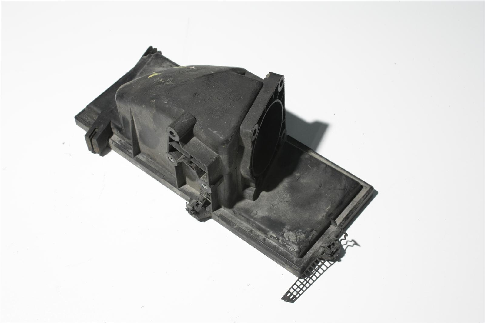 Audi 90 Typ 89 20V 2.2l 7A Luftfilter Oberteil 034133837AH 