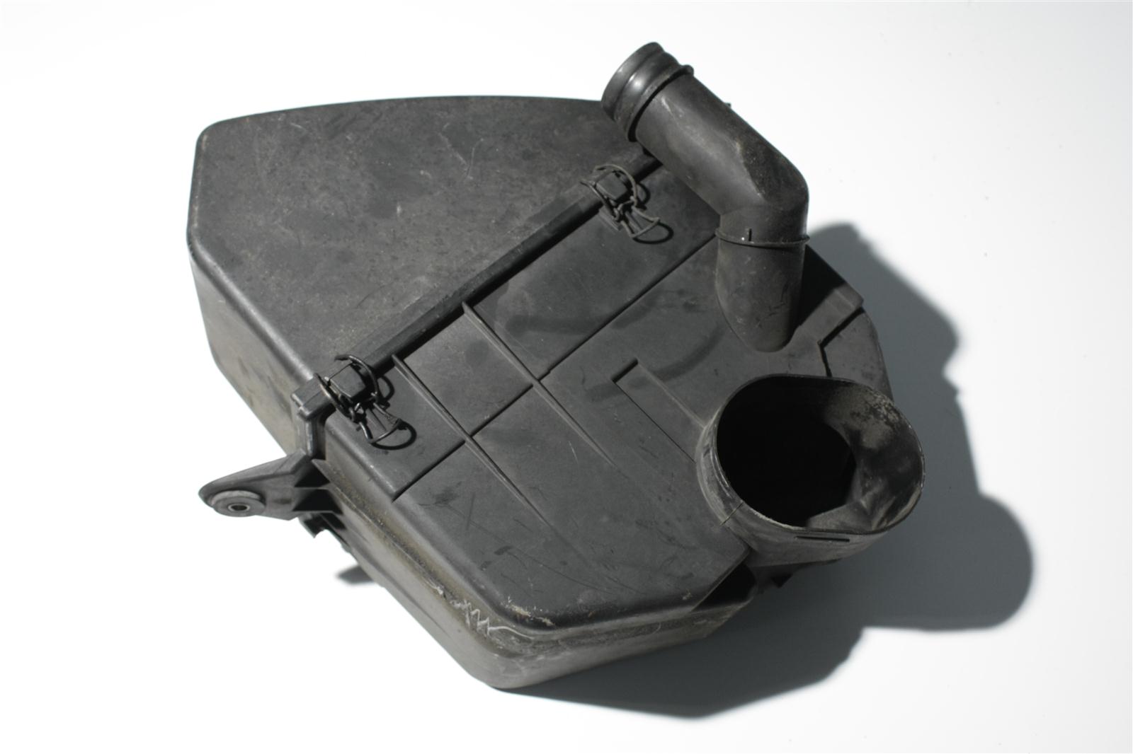 Audi 100/A6 C4 2.8l AAH Luftfilter 4A0133837D 4A0133837B 