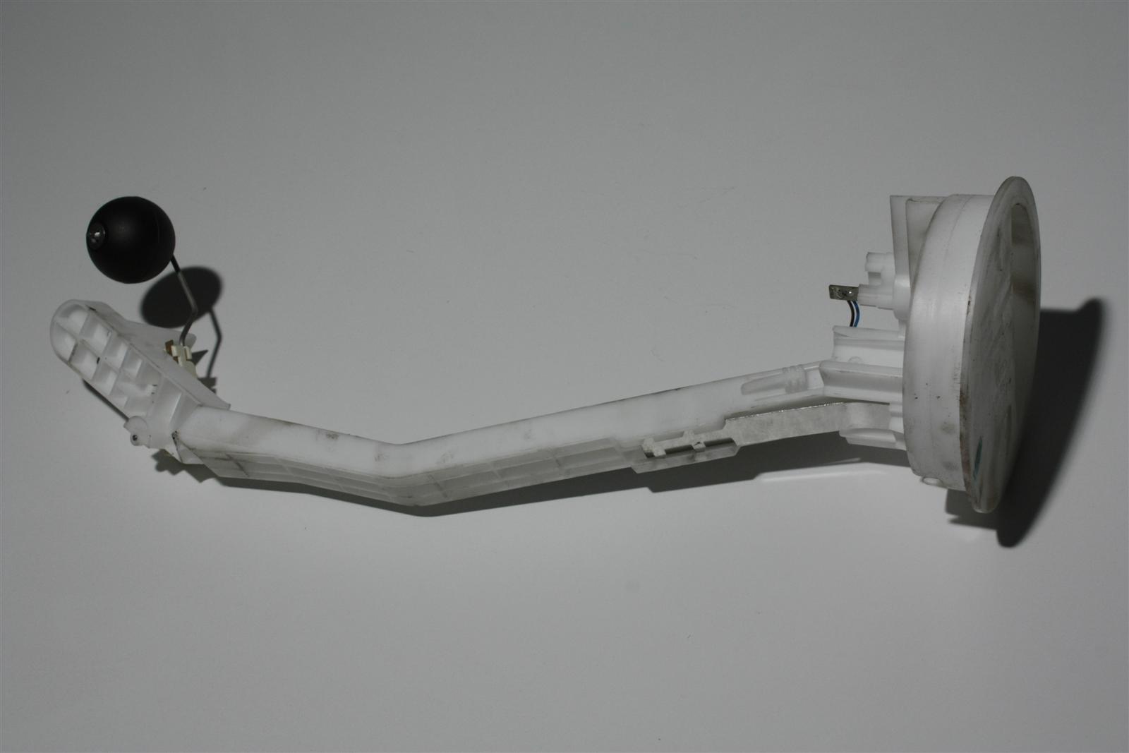 Audi A8/S8 D2 Tankgeber Links 4D0919051J 