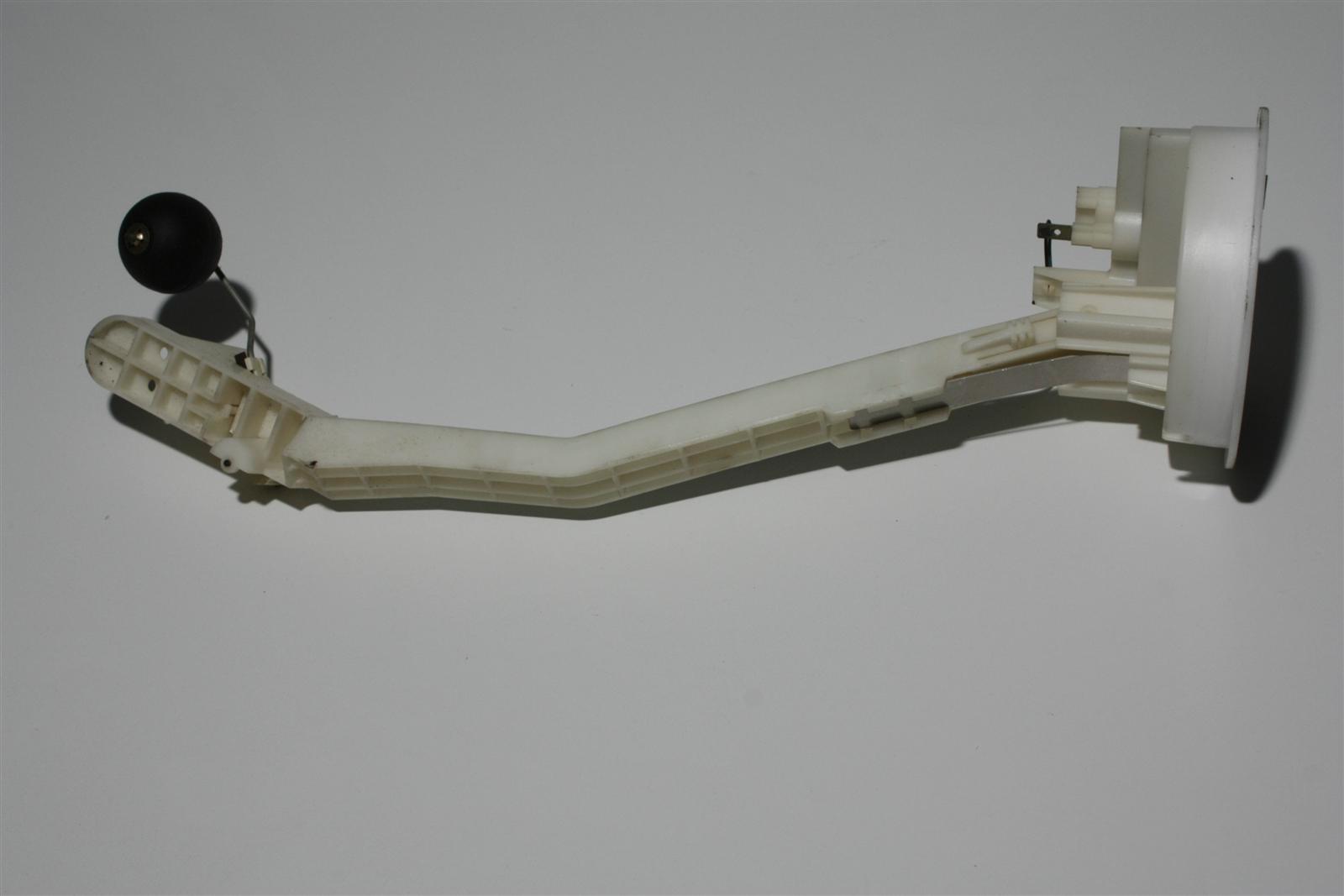 Audi A8/S8 D2 Tankgeber Links 4D0919051J 