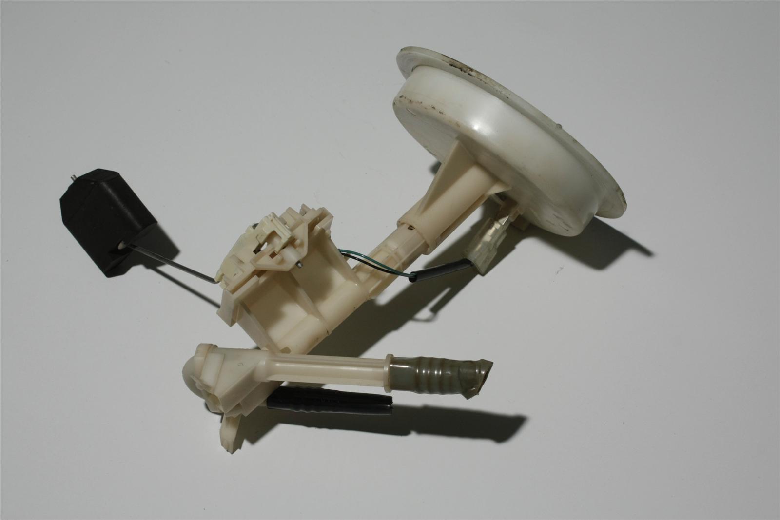 Audi A6 4B Quattro Tankgeber 4B0998673B 