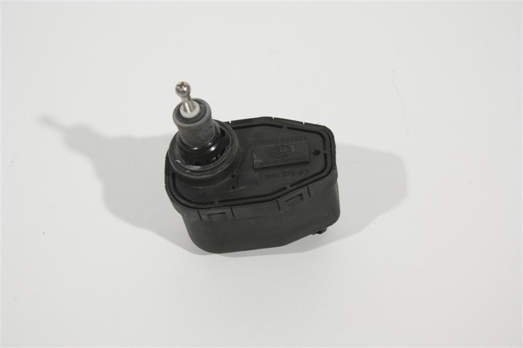 Audi 80 B4/100 C4 Scheinwerfer Stellmotor Hella 165941295 