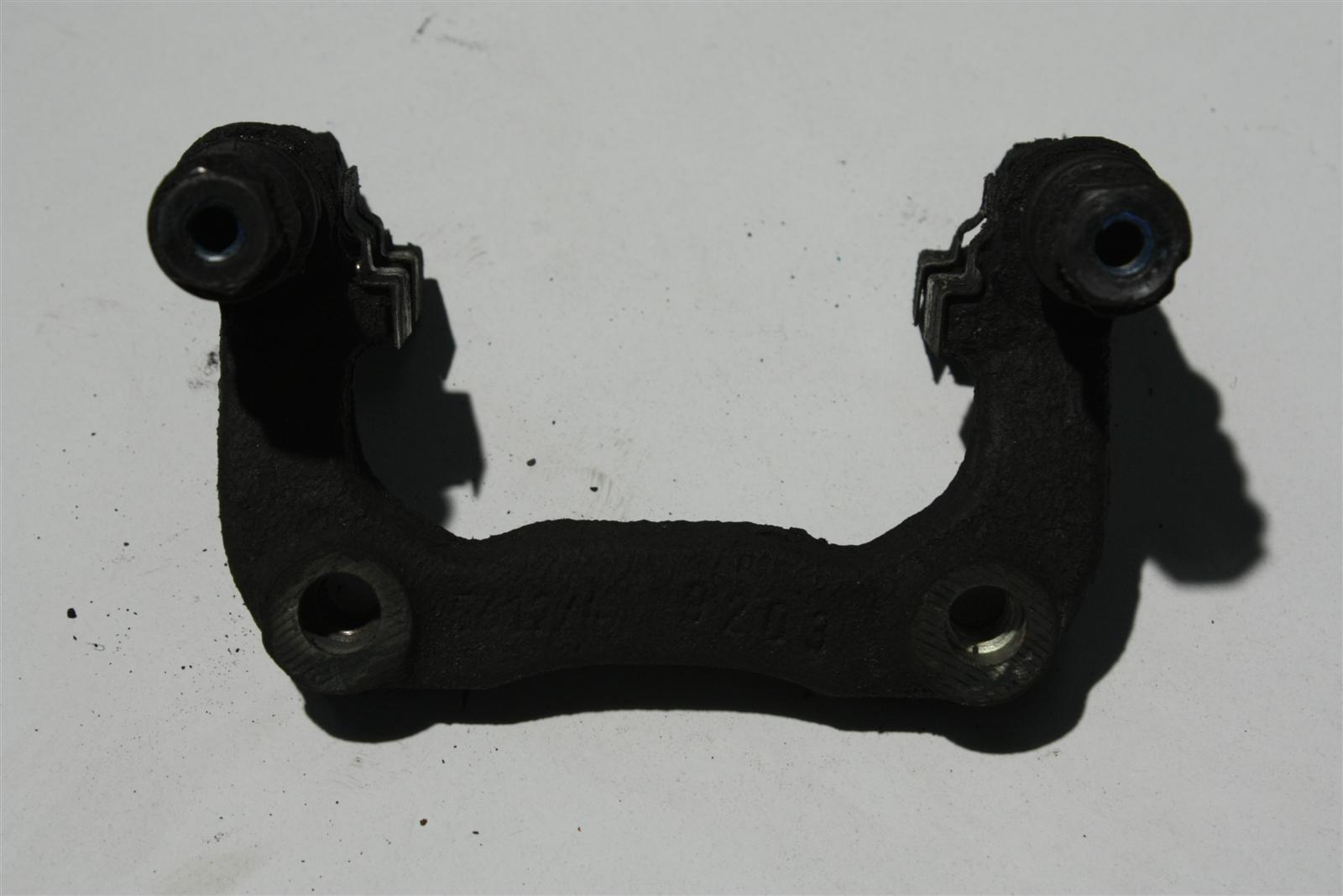 Audi/VW/Seat/Skoda A3 8L/TT/Golf/Oktavia Sattelhalter Hinten Links 6Q0615425A 