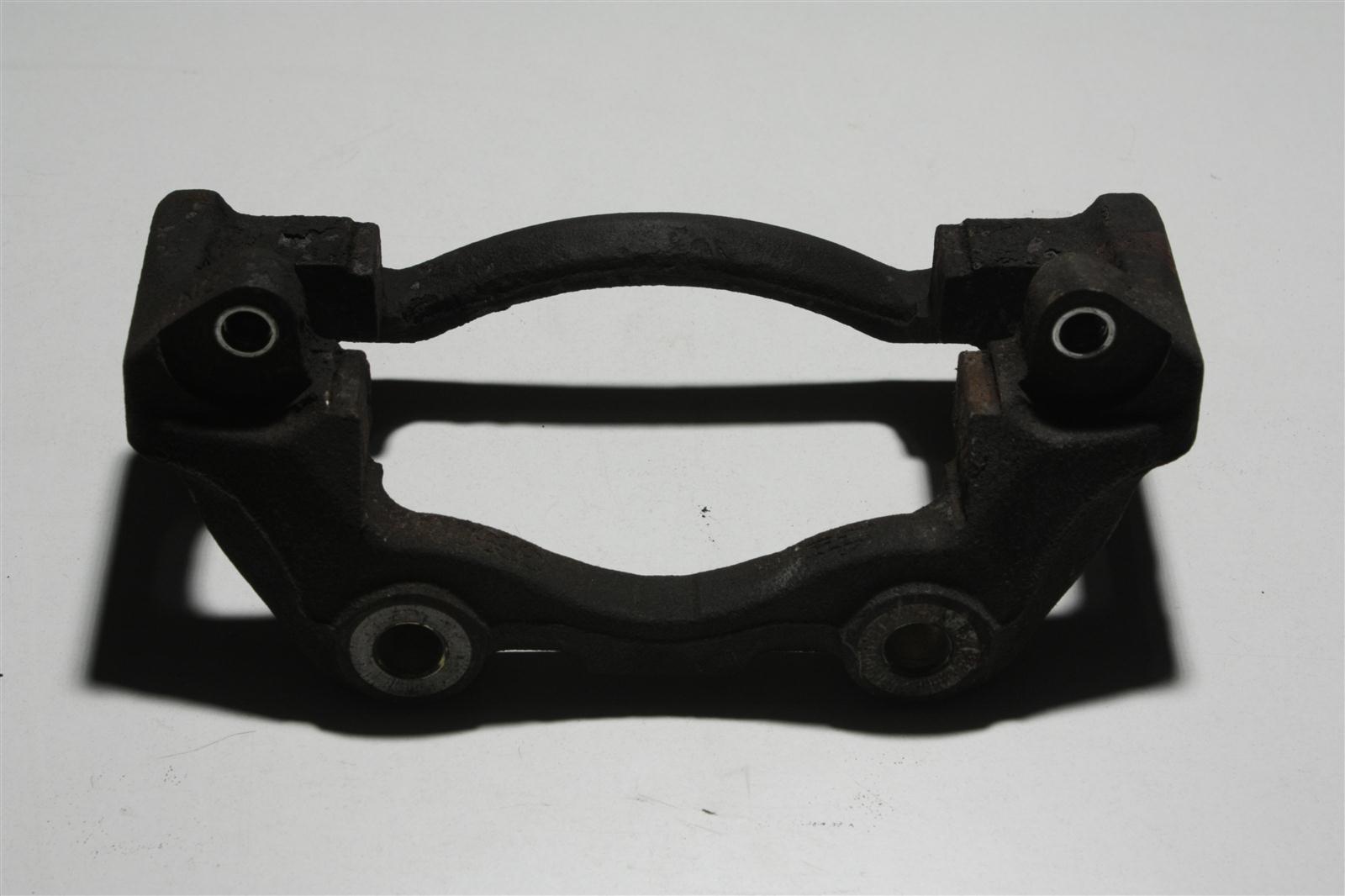 Audi 80 Typ 89/100 Typ 44 Bremsträger + Führungsbolzen ATE 54 Vorne 893615125A 