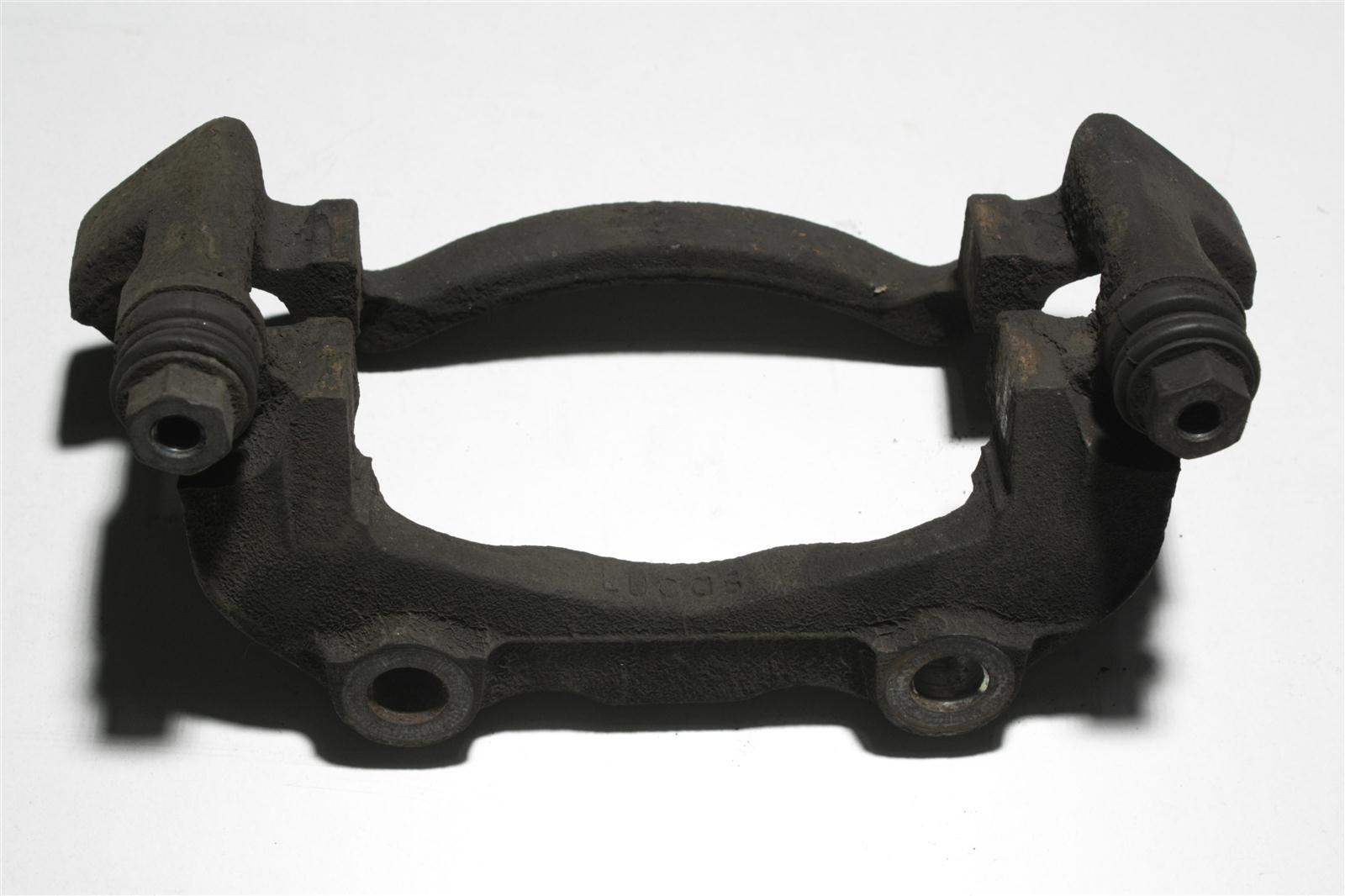 Audi 80 B4/A4 B5 Bremsträger + Führungsbolzen Lucas 54 Vorne 8A0615125 
