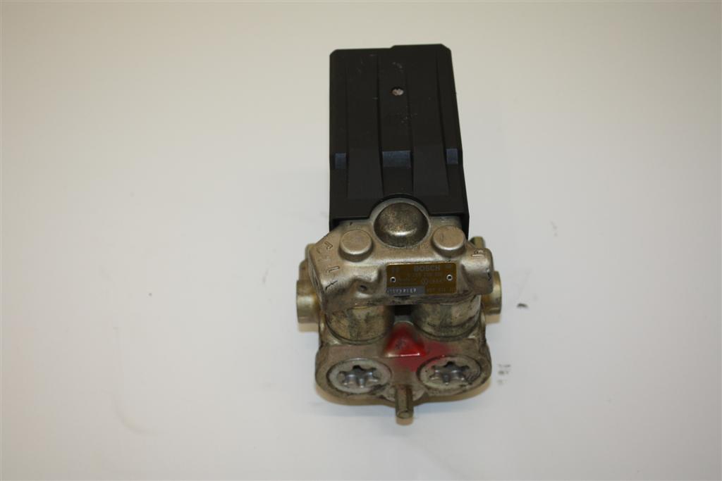 Audi 80/90 Typ 85 & 100/200 Typ 44 V8 D11 ABS-Hydraulik 857614111A 857614111 