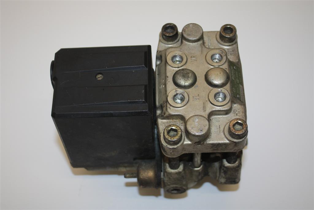 Audi 80/90 Typ 81/89 & 100/200 Typ 44 ABS-Hydraulik 443614111 