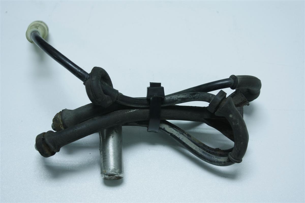 Audi 200 20V/S4 C4/V8 D11 ABS-Sensor Hinten 4A0927807C 443927807D 