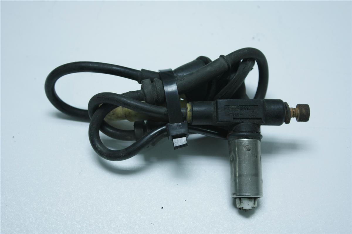 Audi 80/90 Typ 85/Urquattro ABS-Sensor Hinten 857927807A 