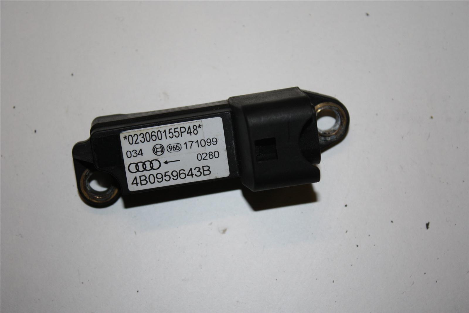 Audi A6 4B Crash-Sensor 4B0959643B 