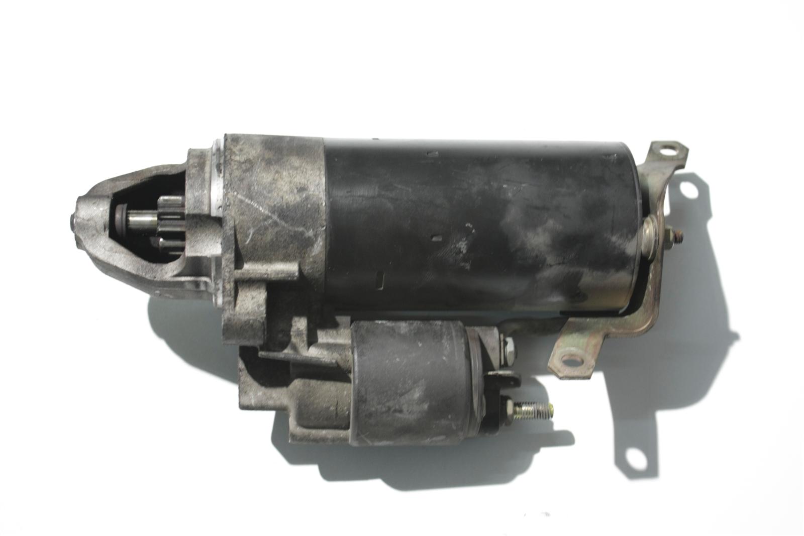 Audi A6 4B/A8 D2 Anlasser 8 Zylinder 077911023E 