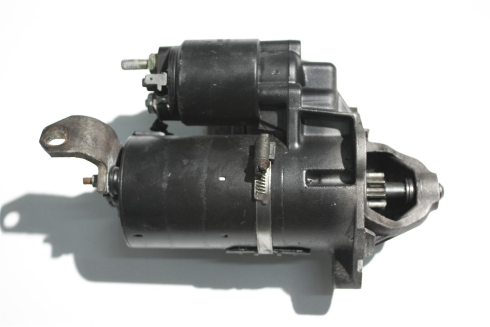 Audi/VW 80 B4/100/A6 C4/A4 B5/A6 4B/Passat Anlasser 4 Zylinder 058911023A 