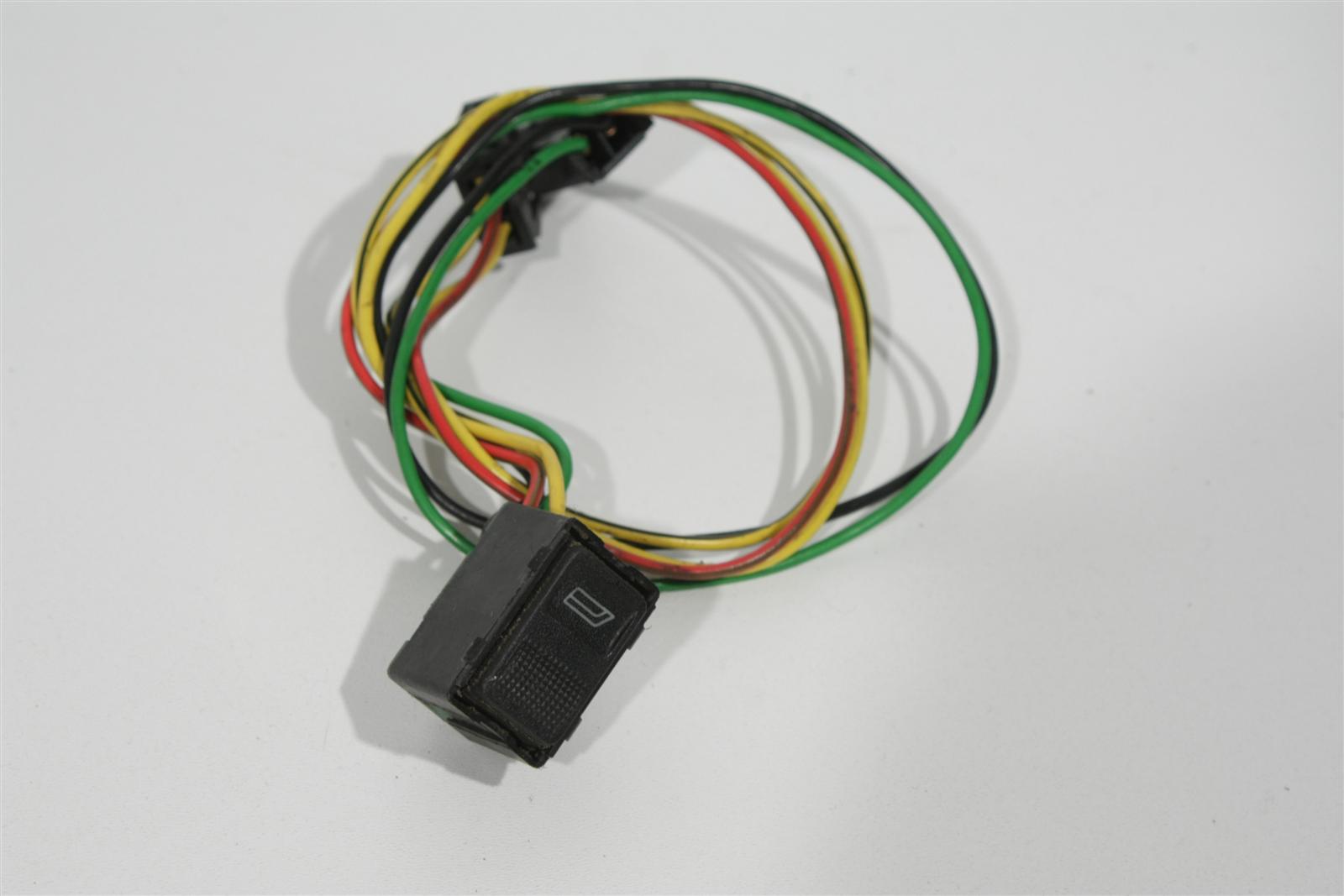 Audi 100/A6 C4 e-FH-Schalter hinten 4A0959855 