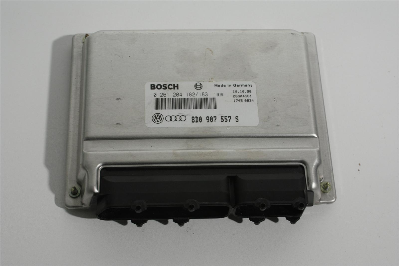 Audi A4 B5 1.8l ADR Motorsteuergerät 8D0907557S 
