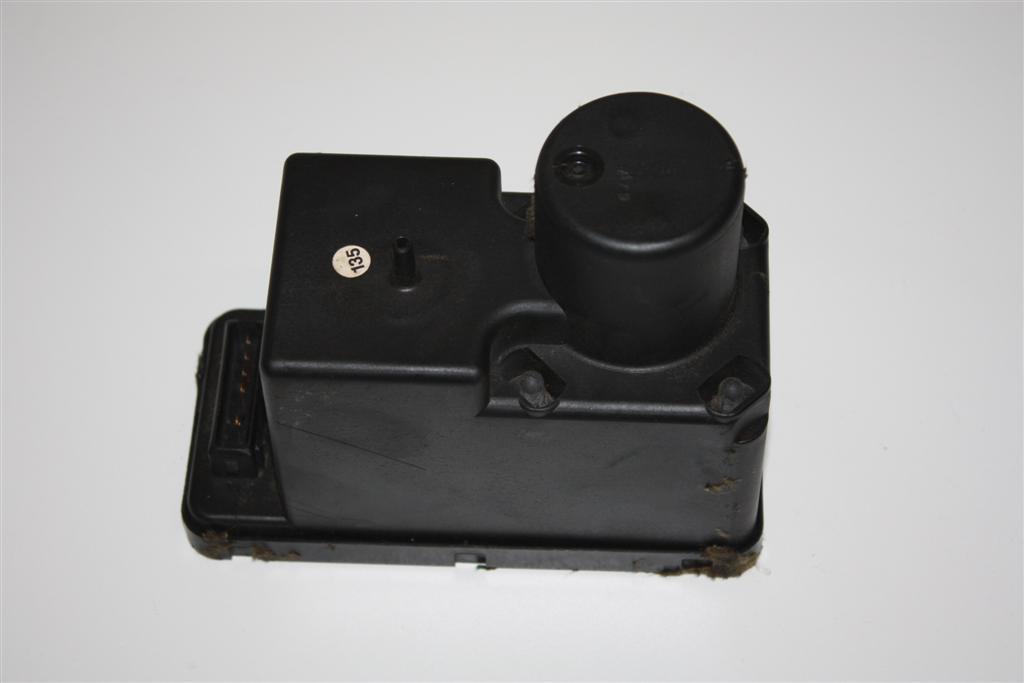 Audi 80/90 Typ 89/100/200 Typ 44/V8 Pumpe Zentralverriegelung 443862257H 443862257D 