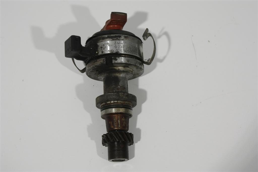 Audi 80/90 Typ 81/85 1.8l PV Zündverteiler mit Hallgeber 026905205S 