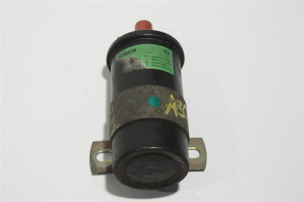 Audi 80 Typ 81/89/B4/100/200 Typ 44 Zündspule 811905115 