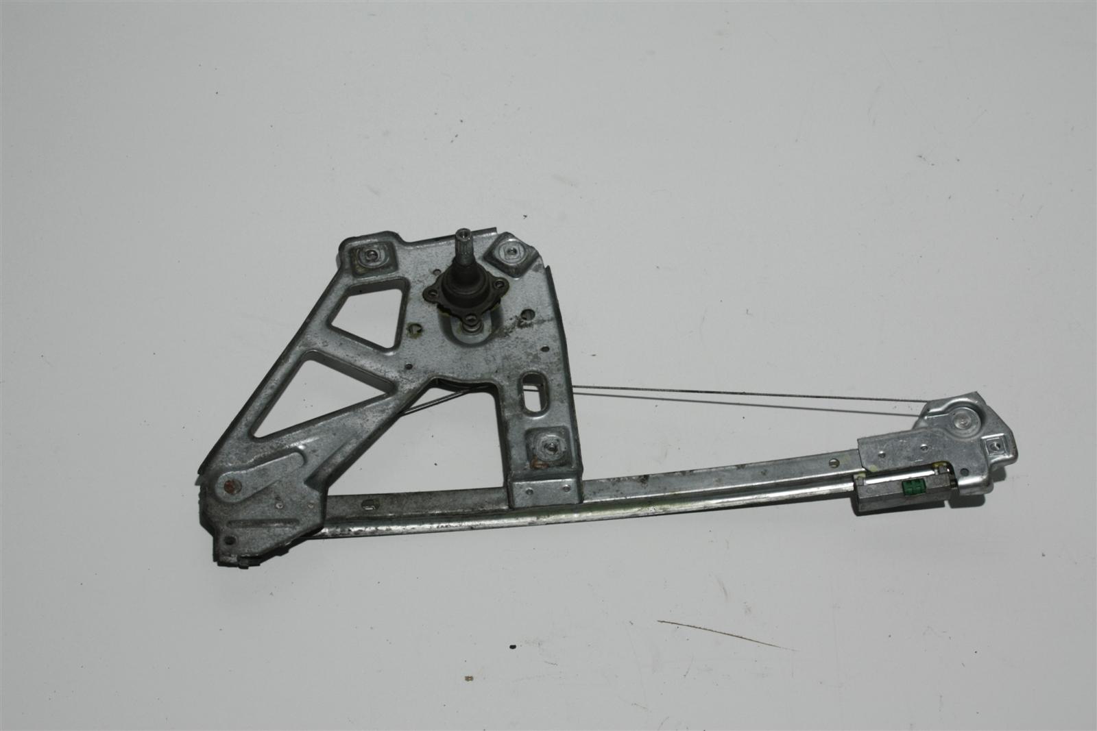 Audi 100/A6 C4 man. Fensterheber Hinten Rechts 4A0839400A 