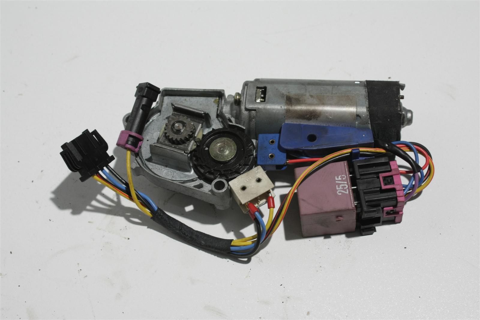 Audi 80 B4 Avant/Coupe Typ 89 Schiebedachmotor Webasto 895877795F 
