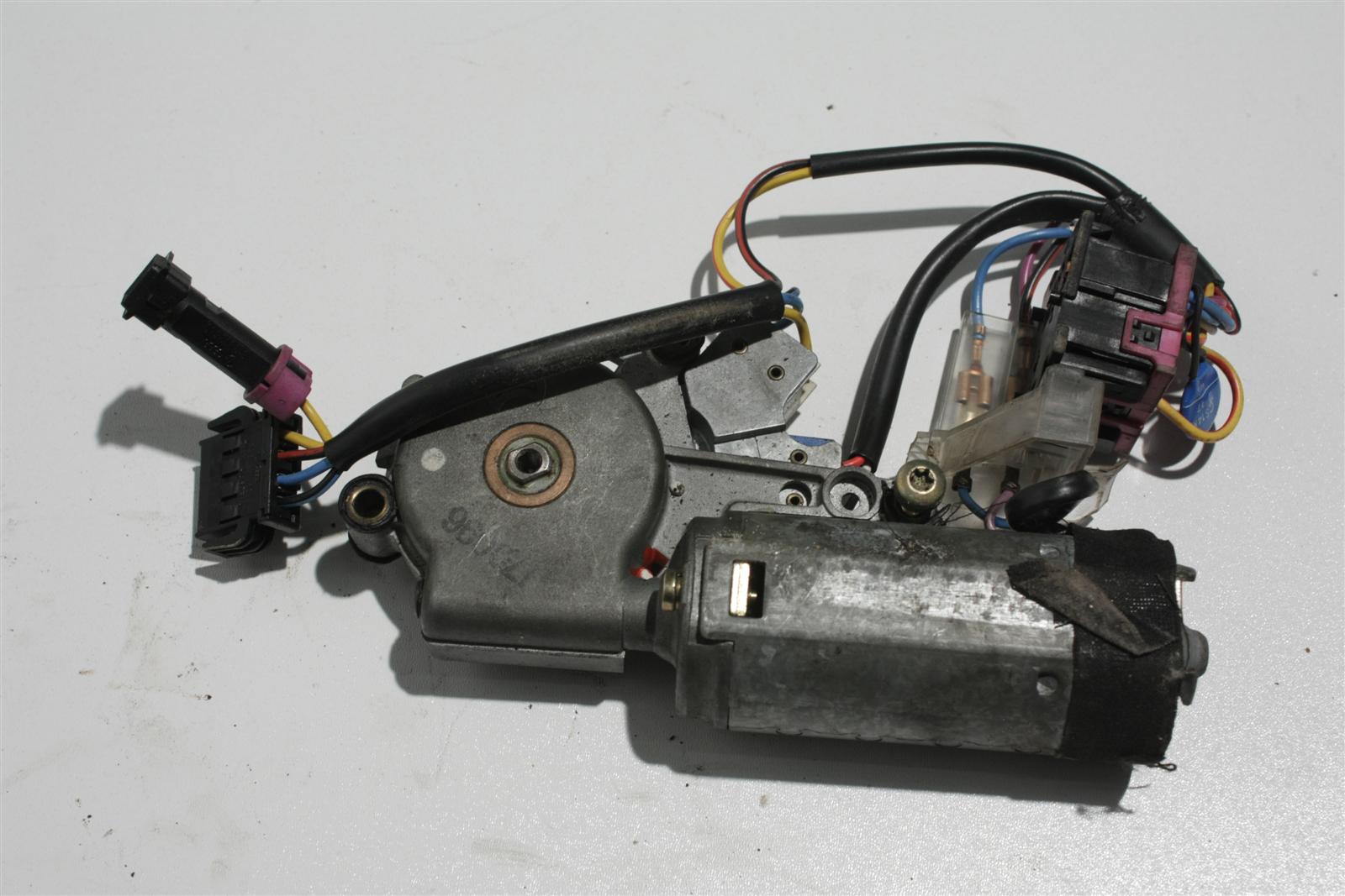 Audi 80 B4 Avant/Coupe Typ 89 Schiebedachmotor Webasto 895877795F 