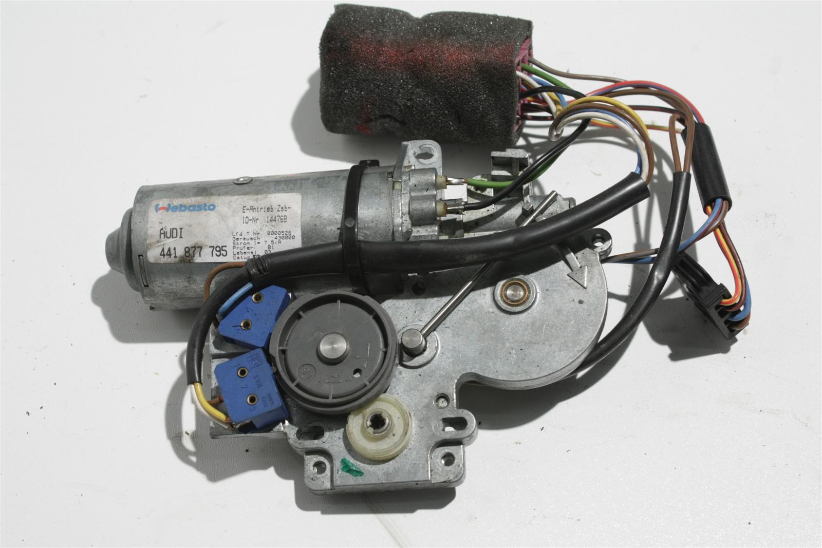 Audi V8 D11 Schiebedachmotor Webasto 441877795 