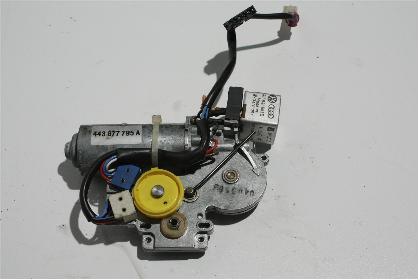 Audi 80/90 Typ 81/85/100/200 Typ 44/V8 Schiebedachmotor 443877795B 443877795A 