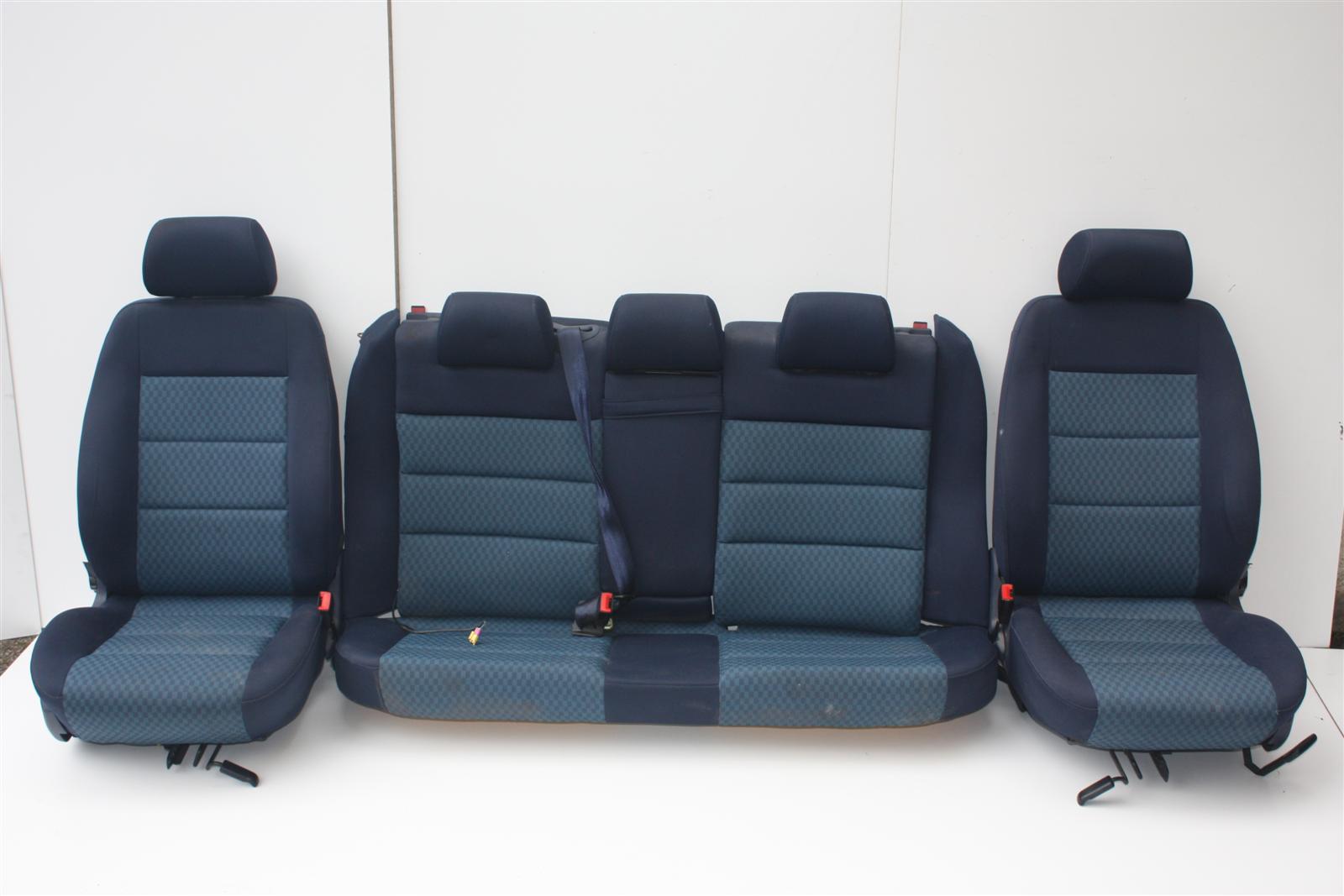 Audi A4 B5 Avant Innenausstattung Stoff blau komplett