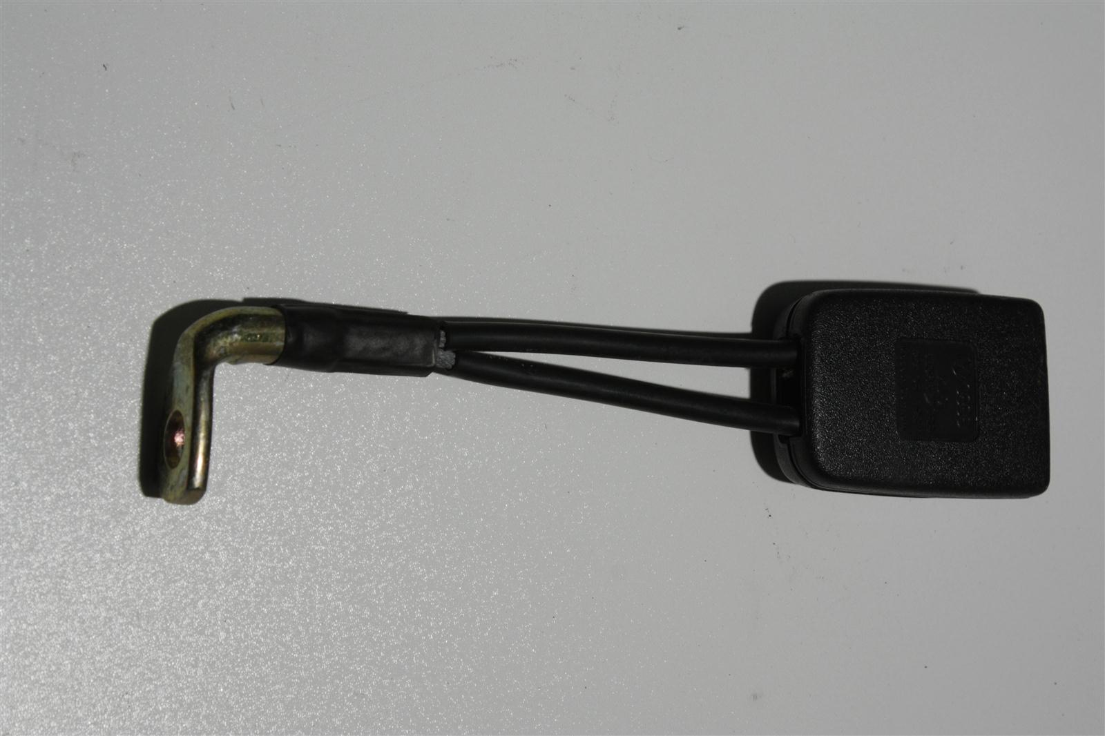 Audi 100/200 Typ 44 Gurtschloss Hinten 443857739B 