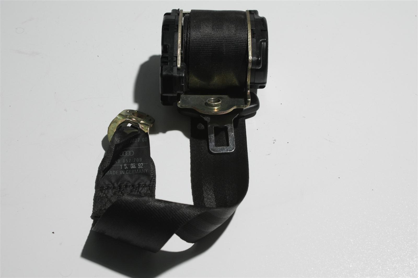 Audi 80 B4 Avant Sicherheitsgurt Hinten  schwarz 8A9857709A 8A9857709 